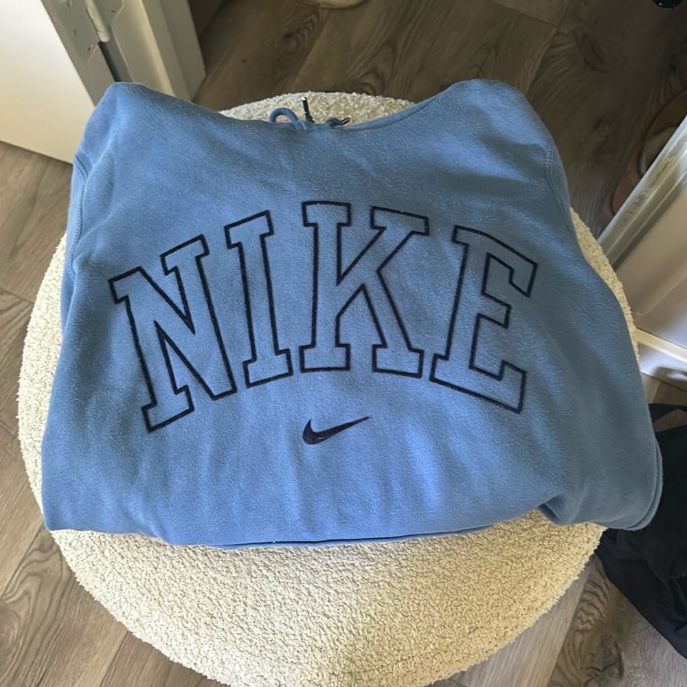 blue vintage nike hoodie